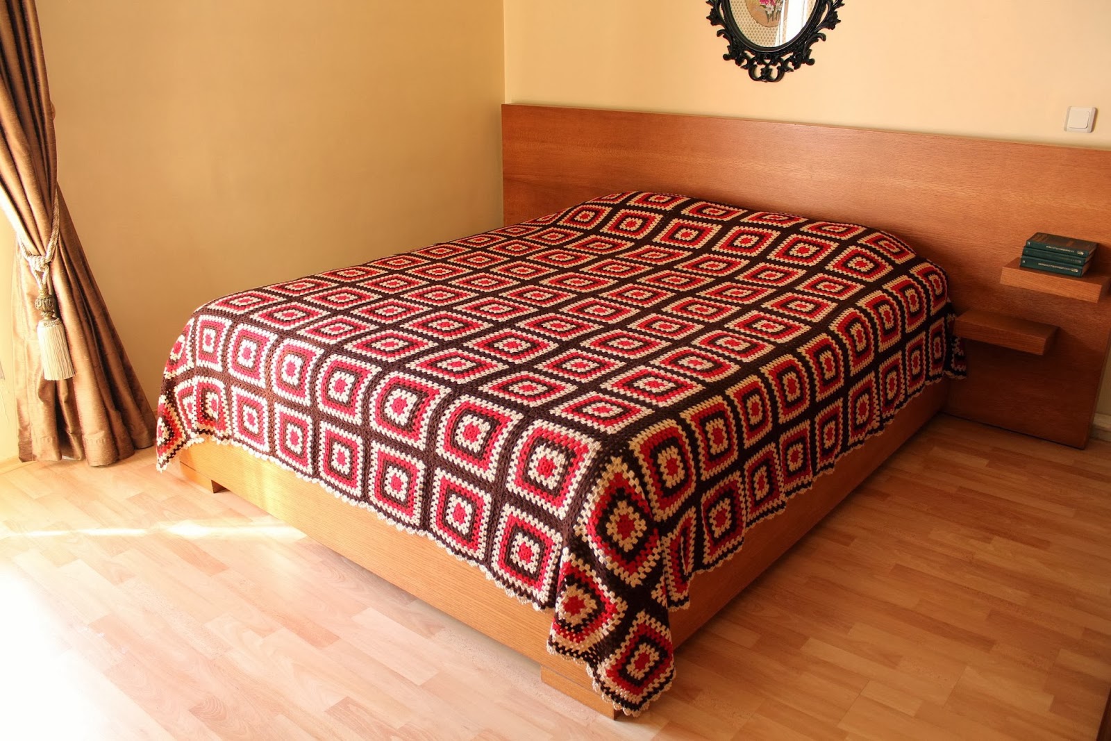 Hümeyra�nın denizi Tığ işi örgü yatak örtüsü Hümeyra�nın denizi Tığ işi örgü yatak örtüsü