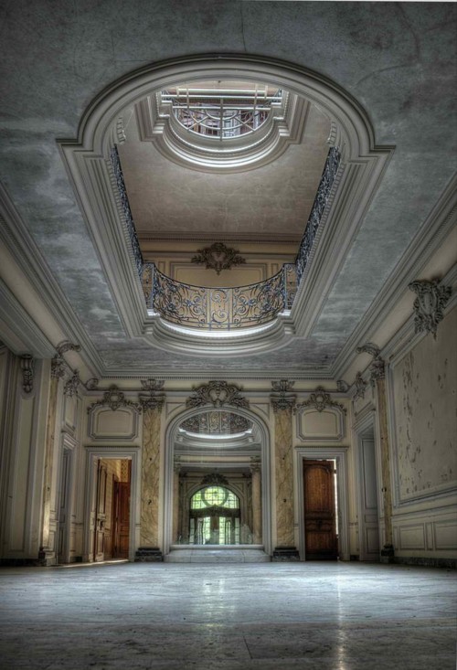 The Elegant Chateau Definition of Elegance