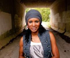 Frases de Cantores Nicole C. Mullen famosa Frases de fama Nicole C. Mullen