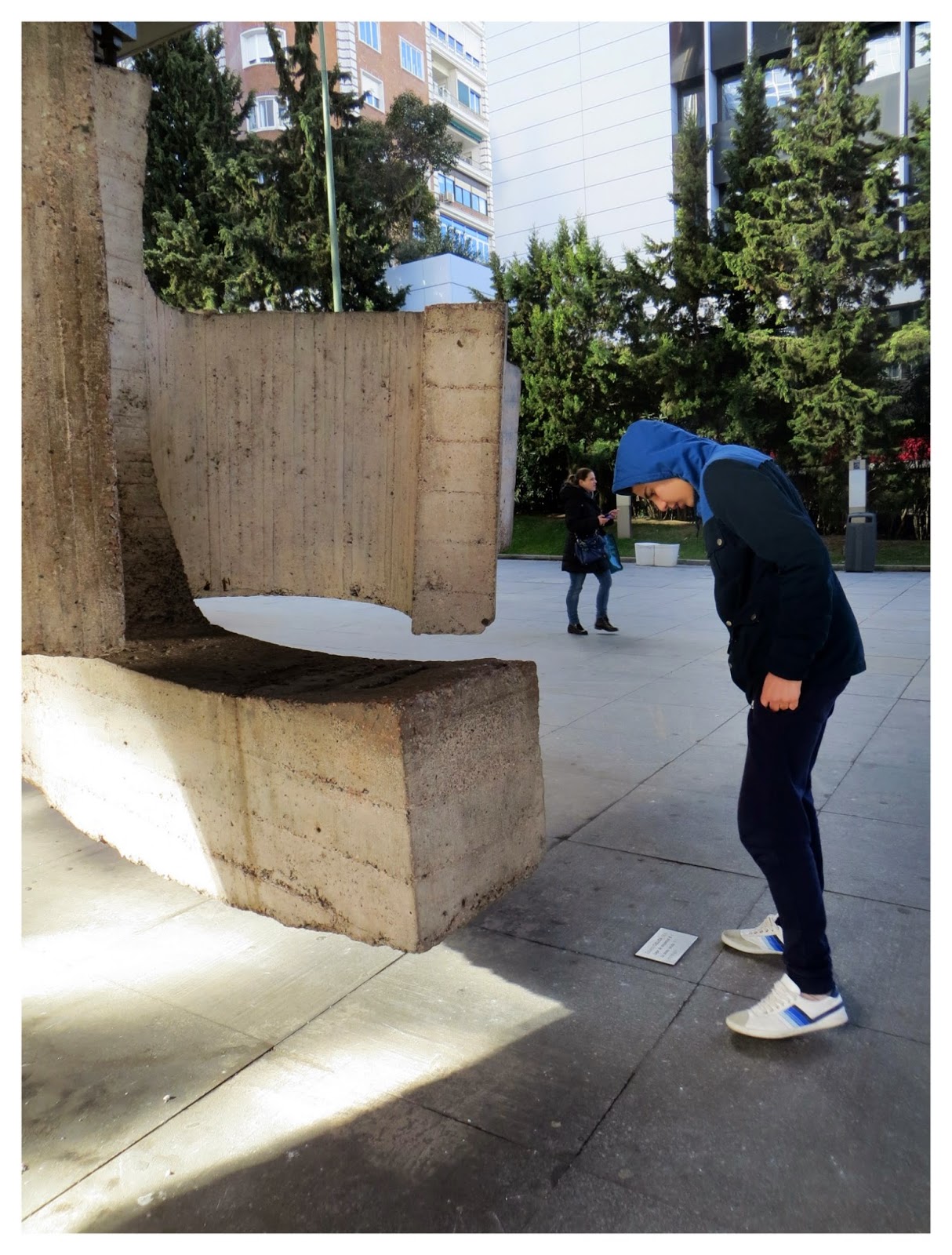 MUSEO DE ESCULTURA AL AIRE LIBRE DE MADRID .imagenesola imagen y la