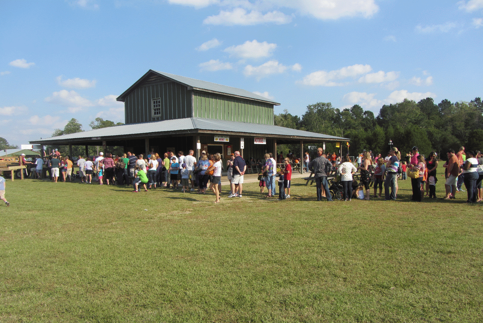 Rogue Vintage Fall Fun at Mike's Farm