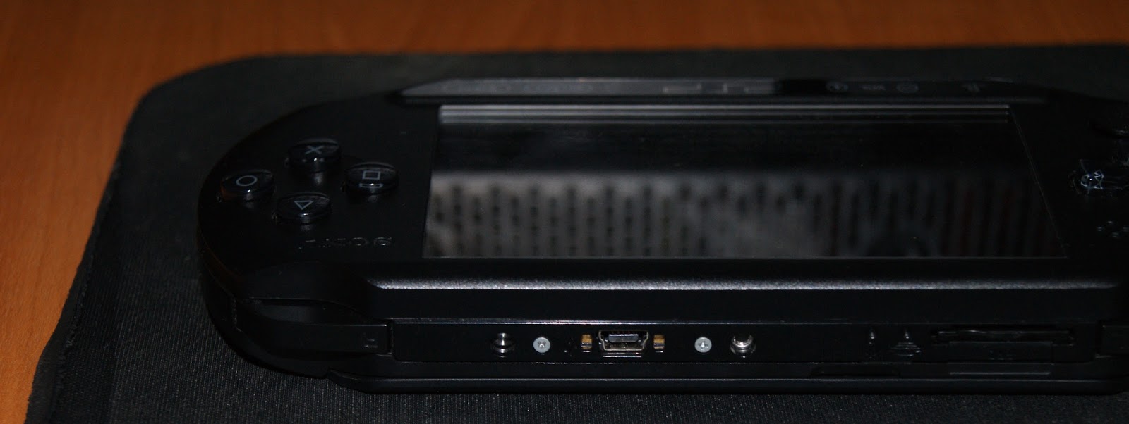 Petros Projects and stuff Sony psp e1004 (fuses)