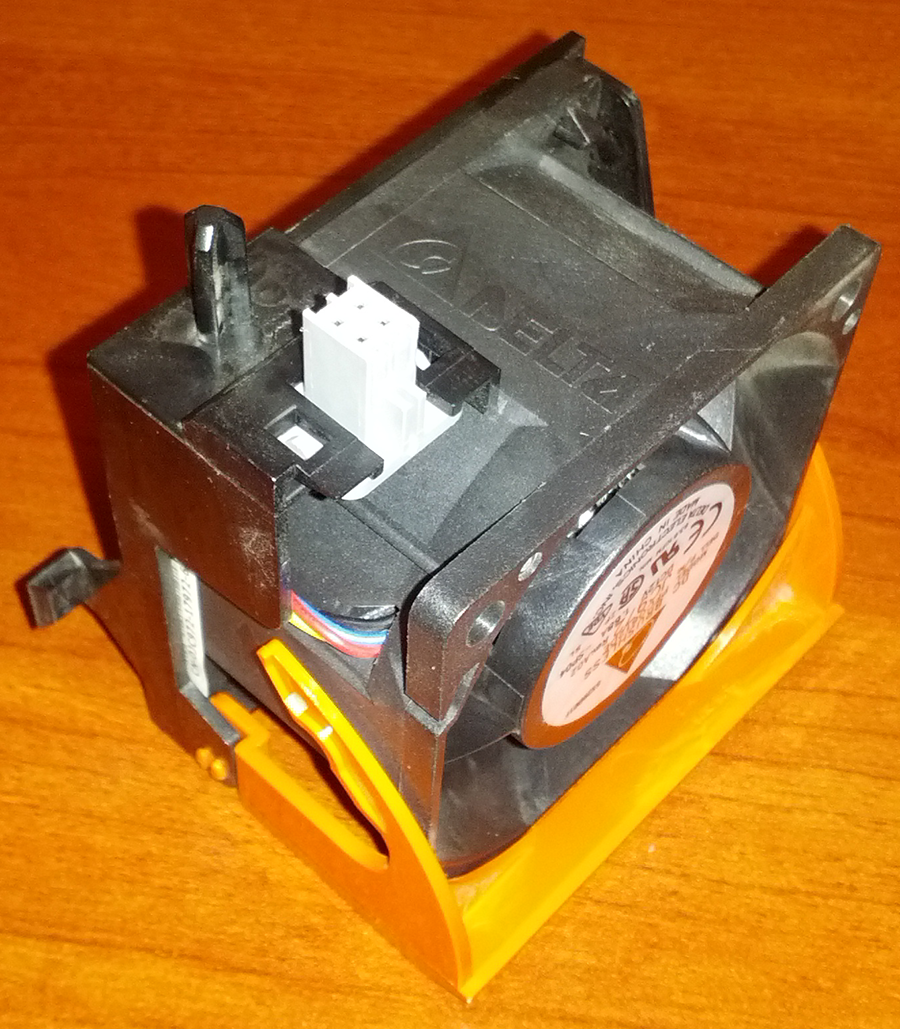 Dell PE2950 PowerEdge 2950 12V FAN Delta DC Brushless PFC0612DE YW880 PR272