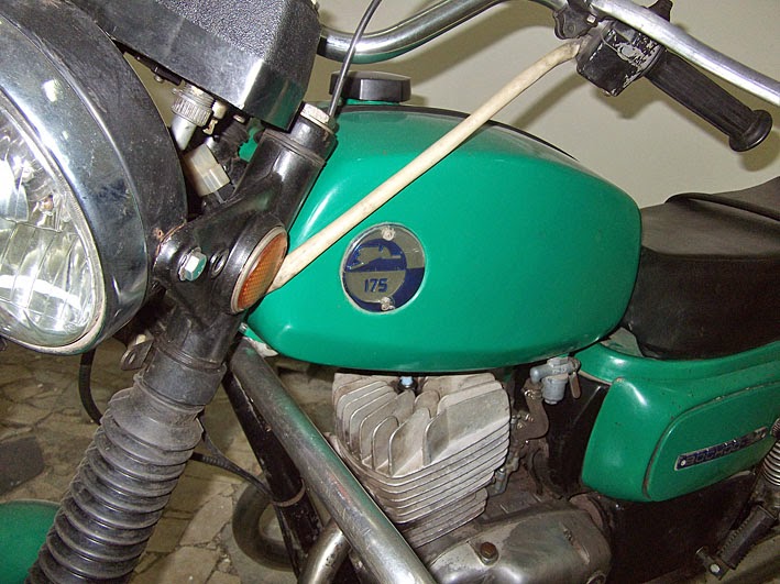 Moto%2B9.jpg