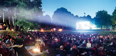 Rainbow Berlin Freiluftkino A Berlin L Art De Se Cailler Les