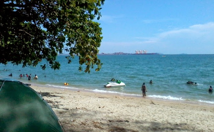 Pantai Teluk Batik