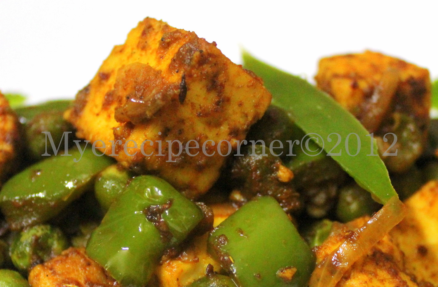 Mye's Kitchen Paneer Peas Capsicum Masala