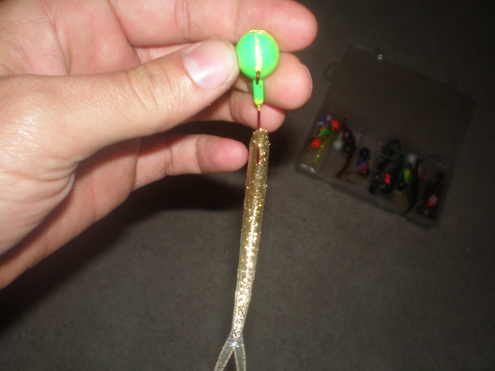 How to hook a plastic minnow to a jighead The Metro Pioneer