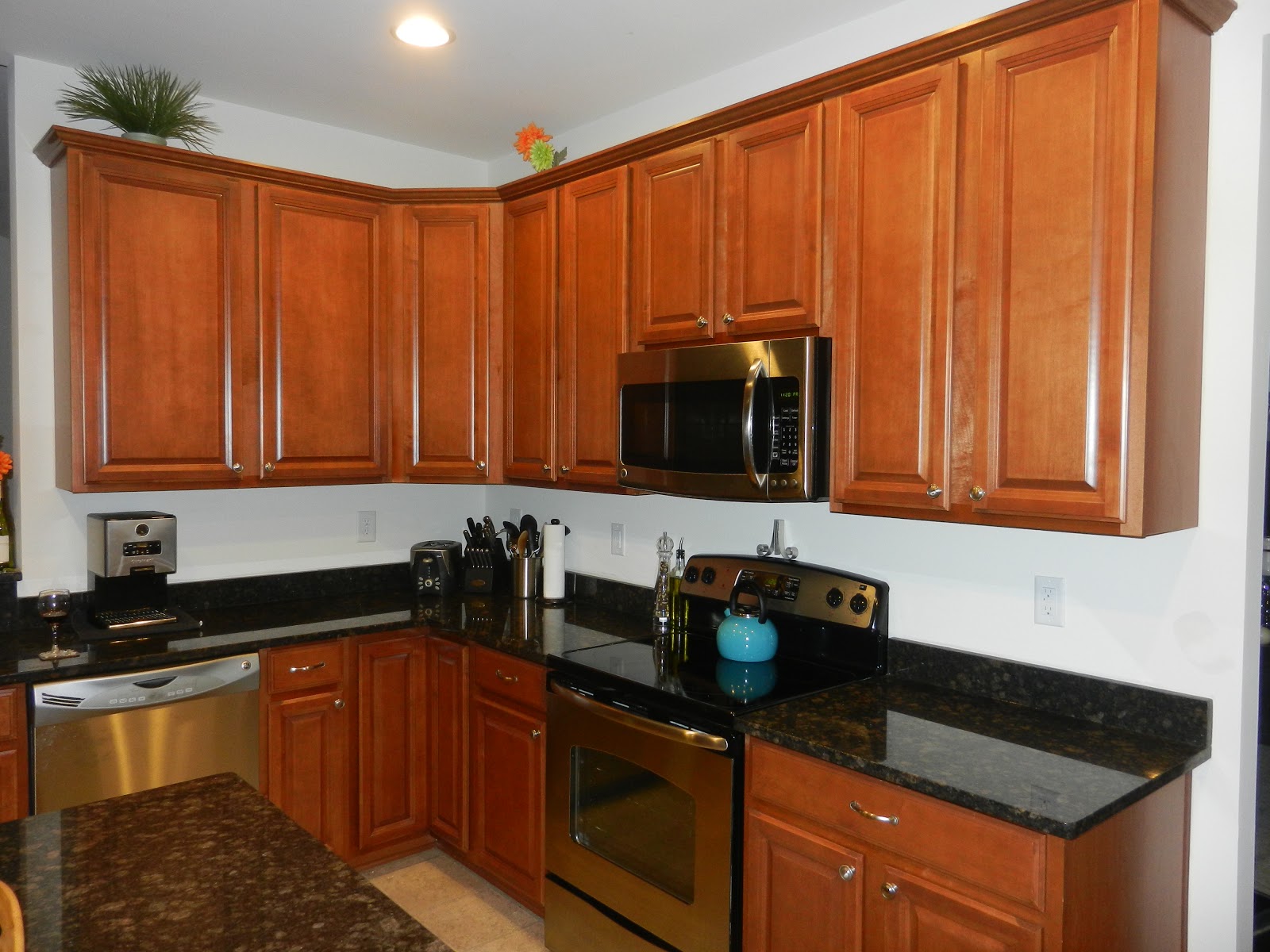 Country kitchen cabinet hardware Scottsdale Maple Cognac Ryan Homes Bathroom