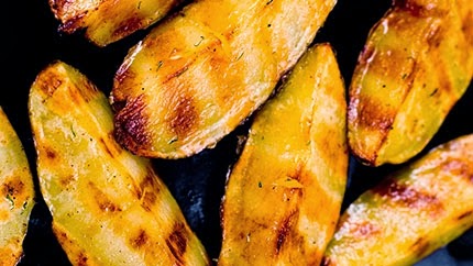 طريقة تحضير البطاطا المشوية