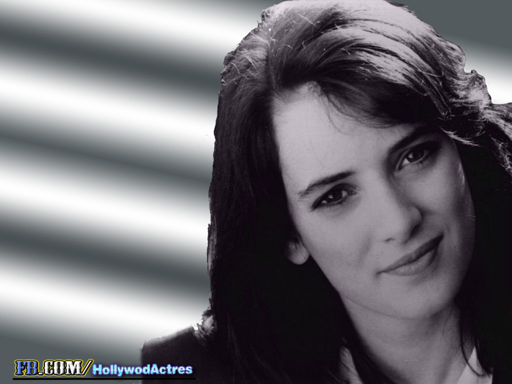 http://2.bp.blogspot.com/-vJeiLLt1pjc/URSjydwB7yI/AAAAAAAALmY/9YwLOAHO7sM/s1600/Winona+Ryder+1.jpg