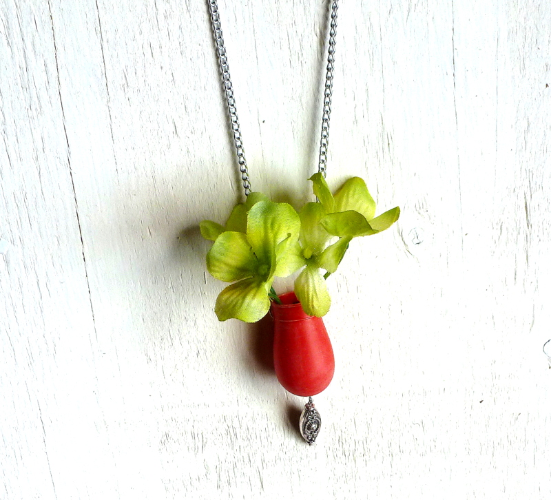 Mich L. in L.A. 5 Minute Vase Necklace Made From A Toy Bowling Pin!