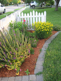 Happy At Home: Completed Front Yard Garden