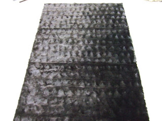 oval shaped black mink plate