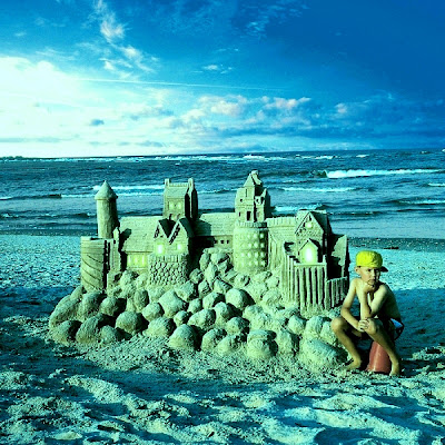 one_eyeland_a_days_work_at_sandcastle_building_by_chip_henderson_44826.jpg