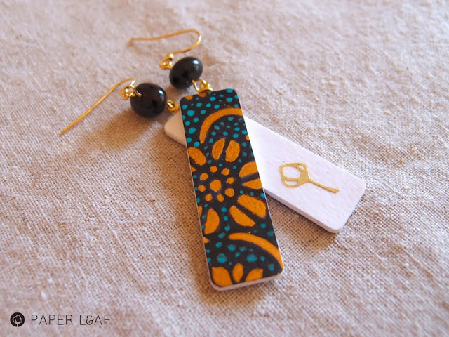Porcelain Kutani | handpainted paper earrings with black beads | faux broken china | Paper Leaf