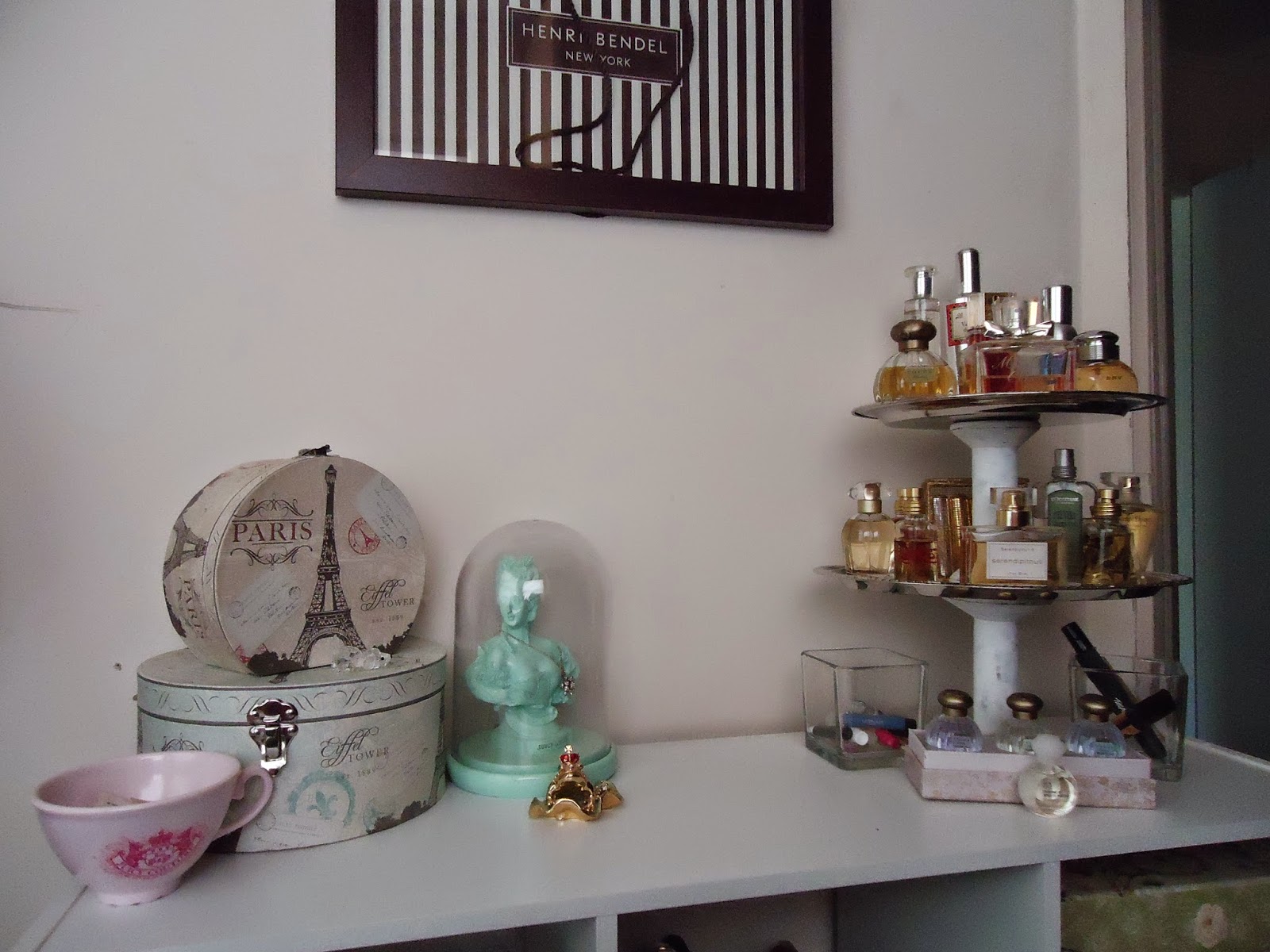 One Thrifty Space: DIY Perfume Stand