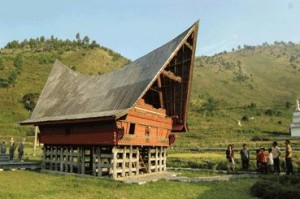 Download this Rumah Adat Balai Batak Toba picture Download this Rumah Adat Balai Batak Toba picture