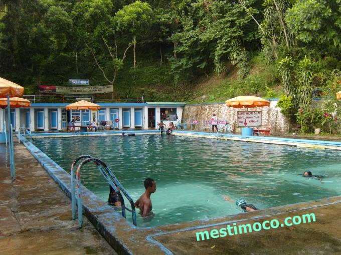 Metrosyphon Realmarket Wajah Kolam Renang Metro Kepanjen Tahun 2011