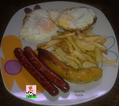 Huevos Fritos Acompañados
