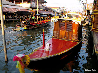 MERCADO FLOTANTE DE AMPHAWA. TAILANDIA