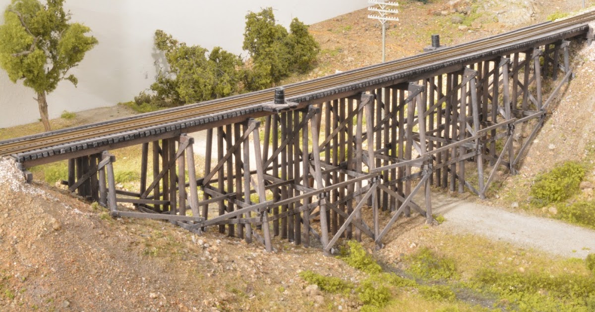 KETTLE VALLEY MODEL RAILWAY THALIA TRESTLE IN HO THE BRIDGE DECK Part 1