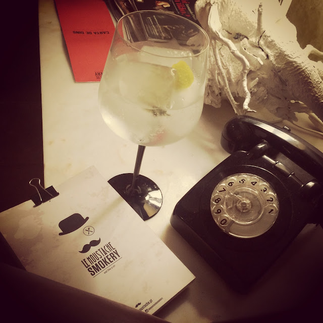 LE MOUSTACHE SMOKERY | CHEIRA A FUMADO ;)