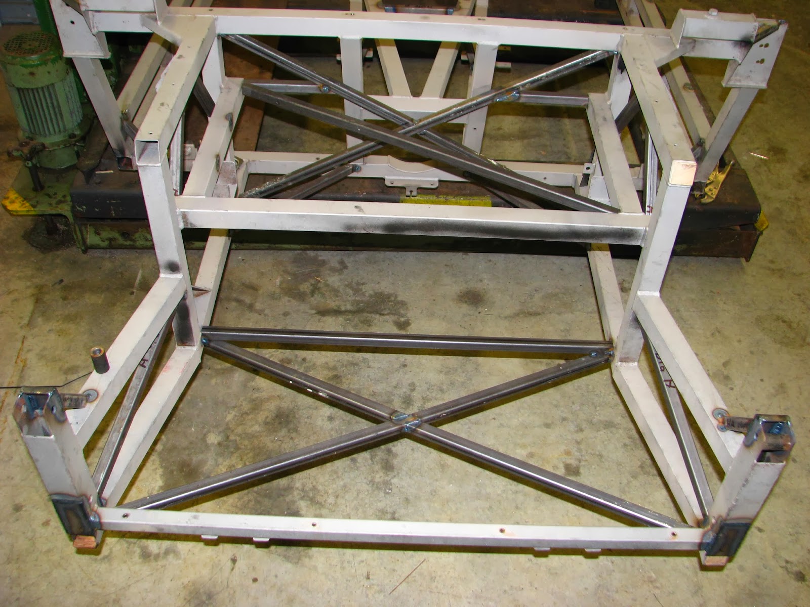 The reinforcement of my frame has started... Marcos Sports Car