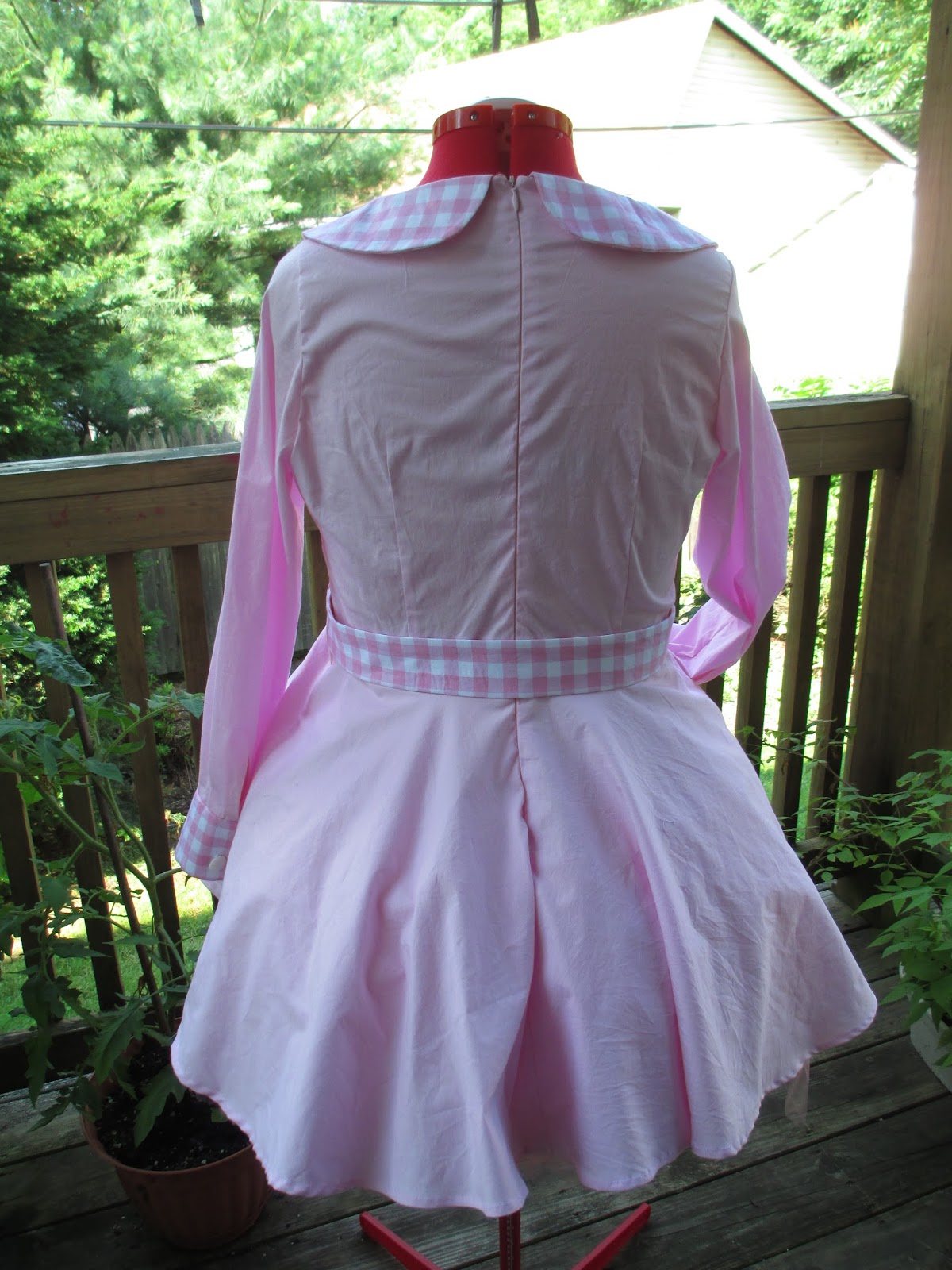 Weiss Pink Dress Variant