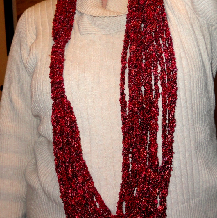 Delia's Crochet Easy Loopy Chain Scarf