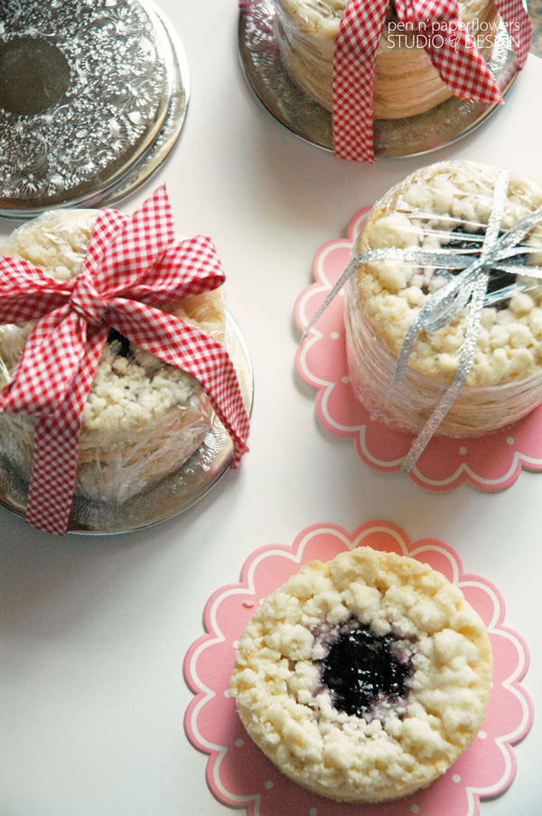 Pen + Paper Flowers iNSPiRE Bloggers + Bakers Holiday