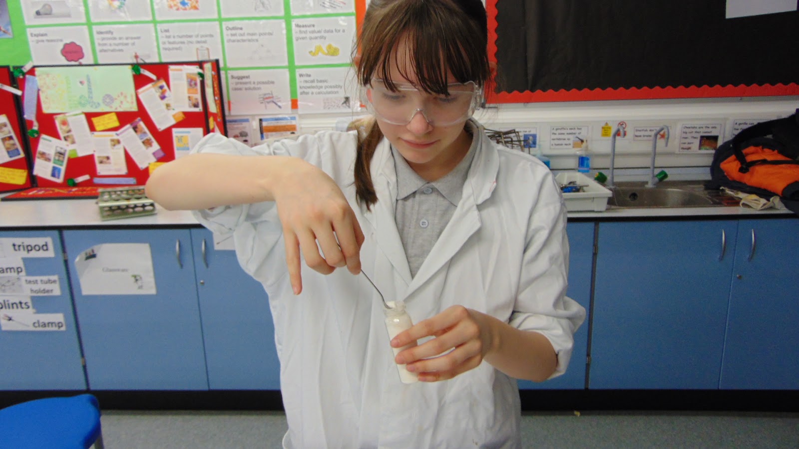 The Smarties Science Club Silver mirror test