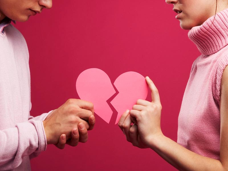 4 Cara Agar bisa Berteman dengan Mantan Pacar Mantan Pacar