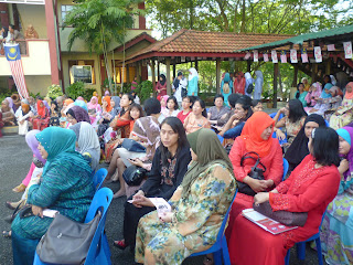 by playing them a movie on patriotism (Embun, Paloh, and Leftenan Adnan)