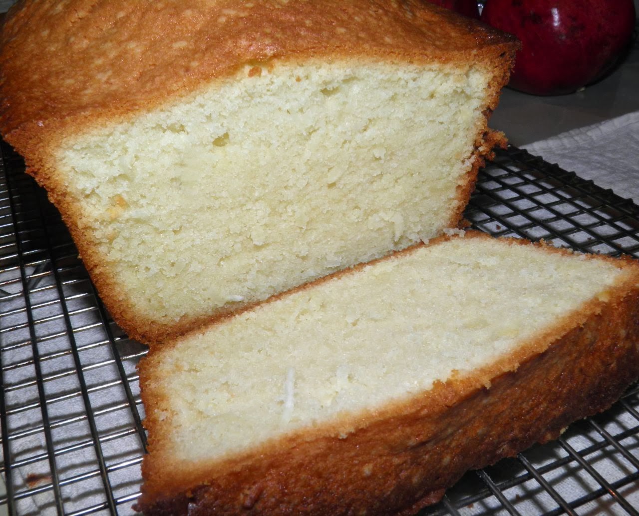 Docaitta Lifestyle Coconut Milk Pound Cake
