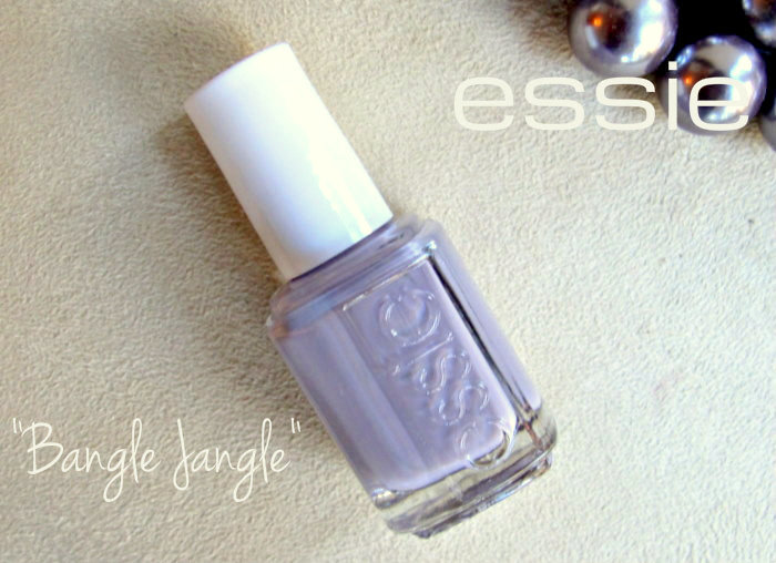 Essie "Bangle Jangle" NOTD Makeup and Macaroons