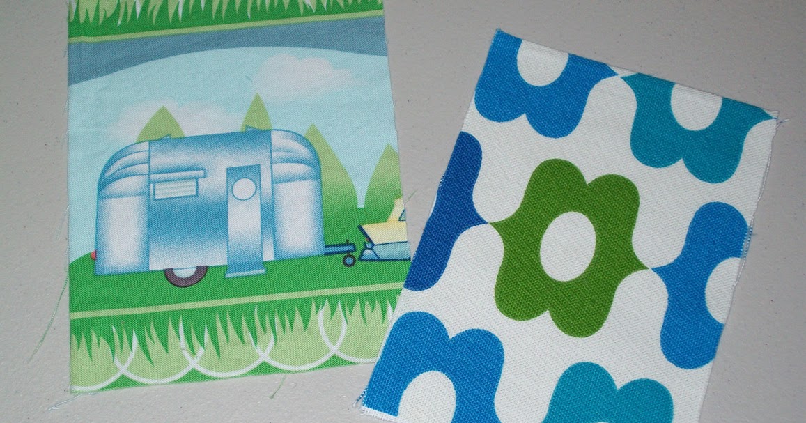 bloggerkittyred Vintage Travel Trailer Mug Rug