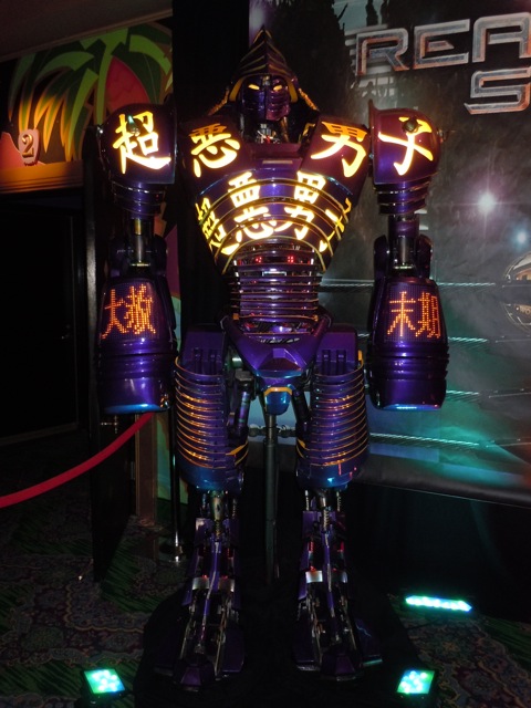 Hollywood Movie Costumes and Props: Noisy Boy animatronic ...