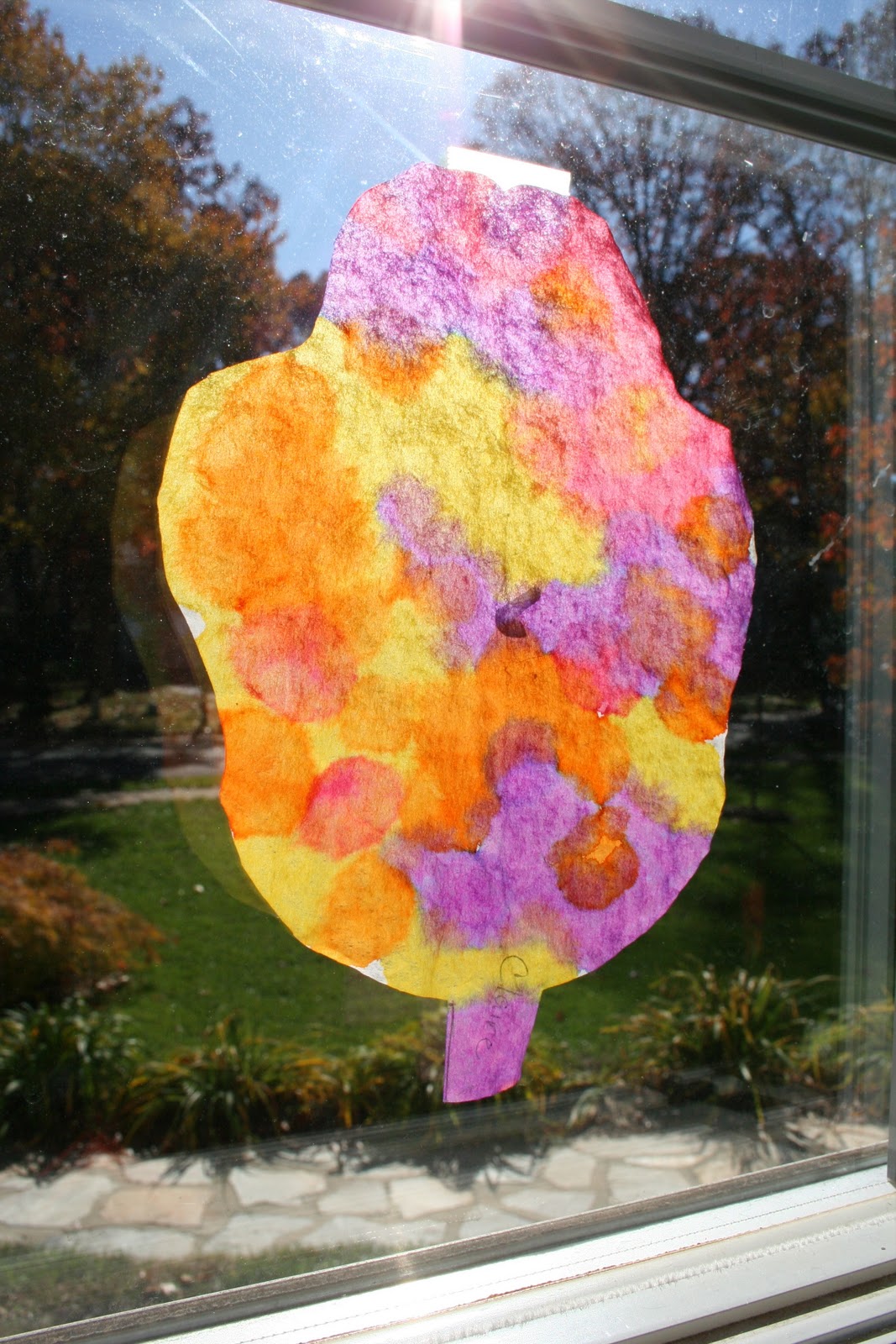 Pink and Green Mama * Fall Craft for Kids Coffee Filter Leaves