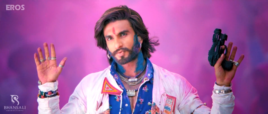 http://2.bp.blogspot.com/-v_wV1STVUpg/UjcnBJLypSI/AAAAAAABi44/ohZlHXxeLZU/s1600/Ramleela+movie+Photo+stills+from+first+theatrical+trailer+(5).png