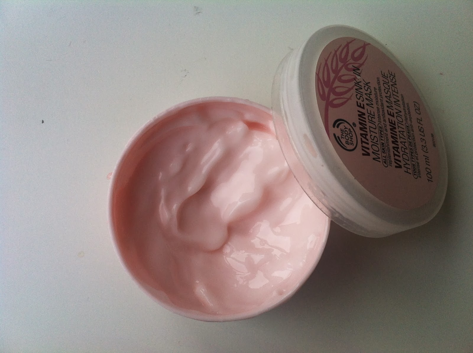 Review The Body Shop Vitamin E Sink In Moisture Mask