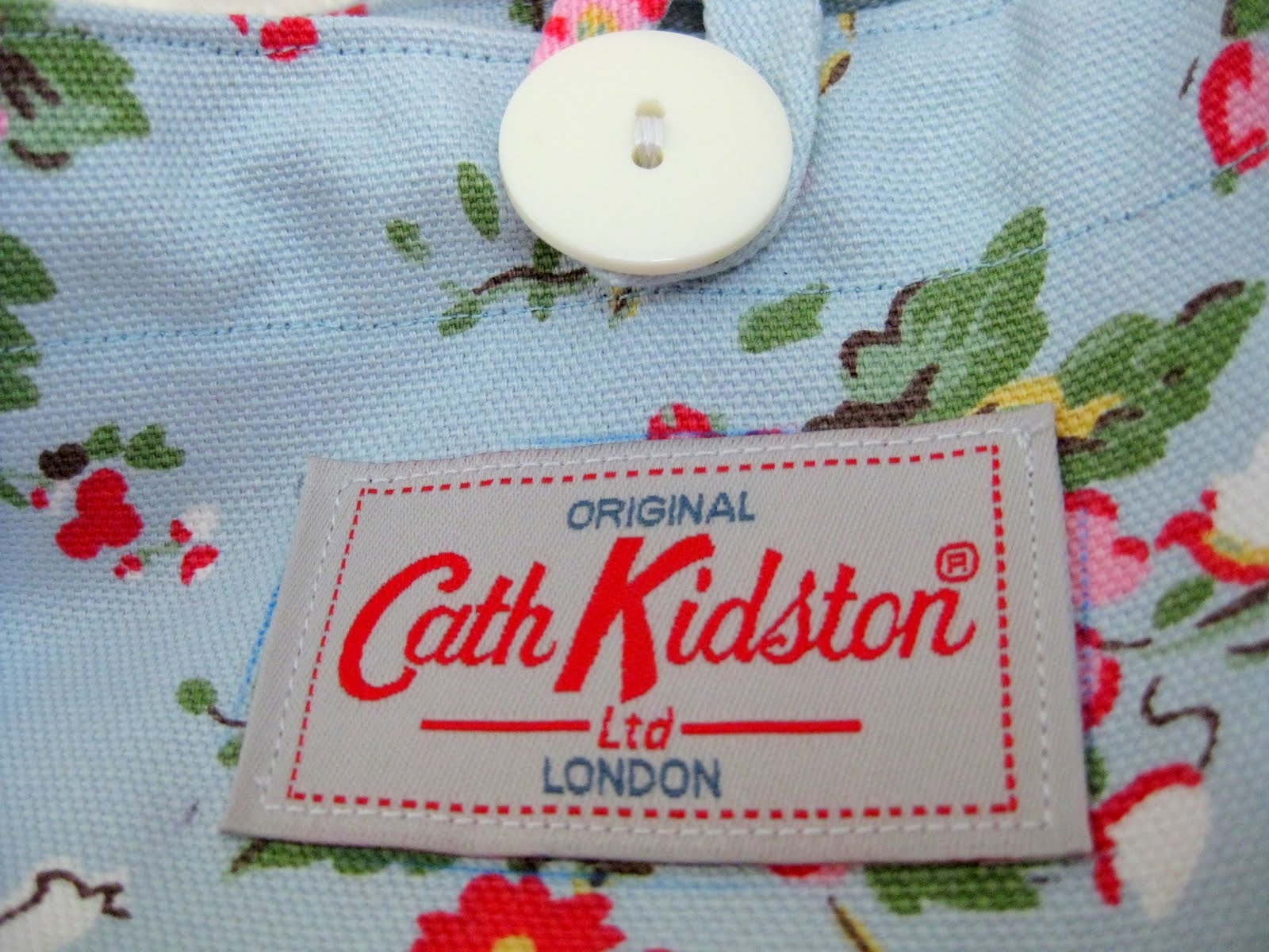 because she started knitting Sewn Cath Kidston Bag from Sew! Cath Kidston