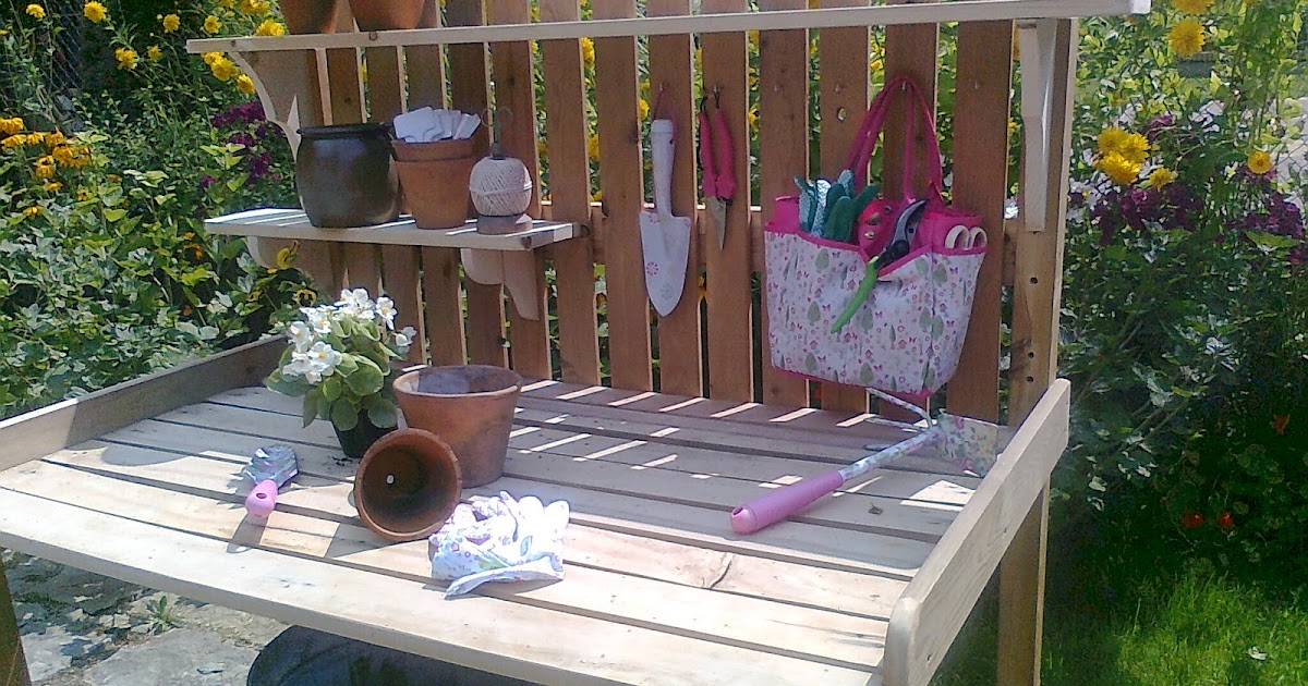 Przytulny Dom: stół do prac ogrodowych/garden work table