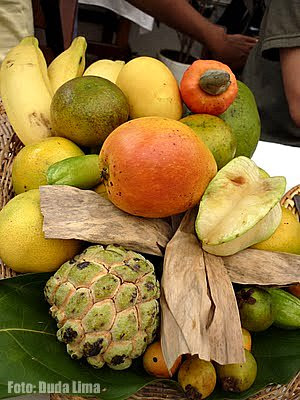 Restaurante Paraíso Tropical: Frutas do pomar