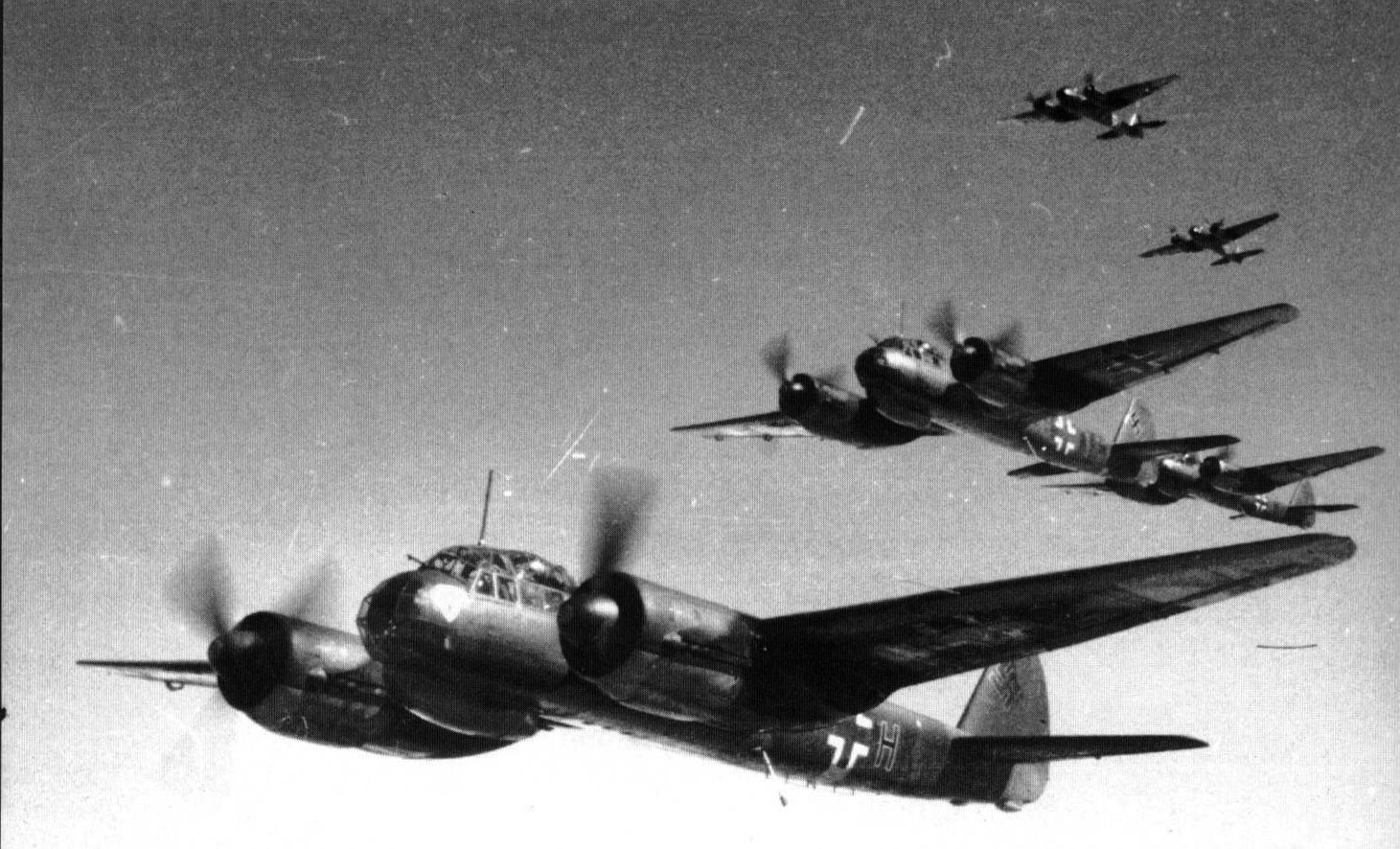 1-Ju-88A-II.KG30-%25284D%252BHK%2529-ove