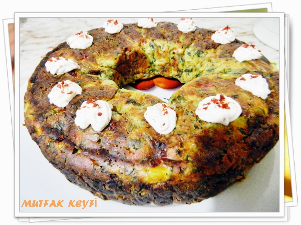 Mutfak Keyfi ISPANAKLI RENKLİ KEK