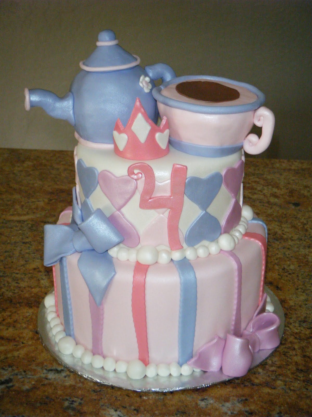 Cassy's Cakes: Princess Tea Party Cake with Cookies