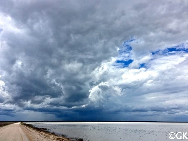 Himmel im Etosha NP während der Regenzeit!