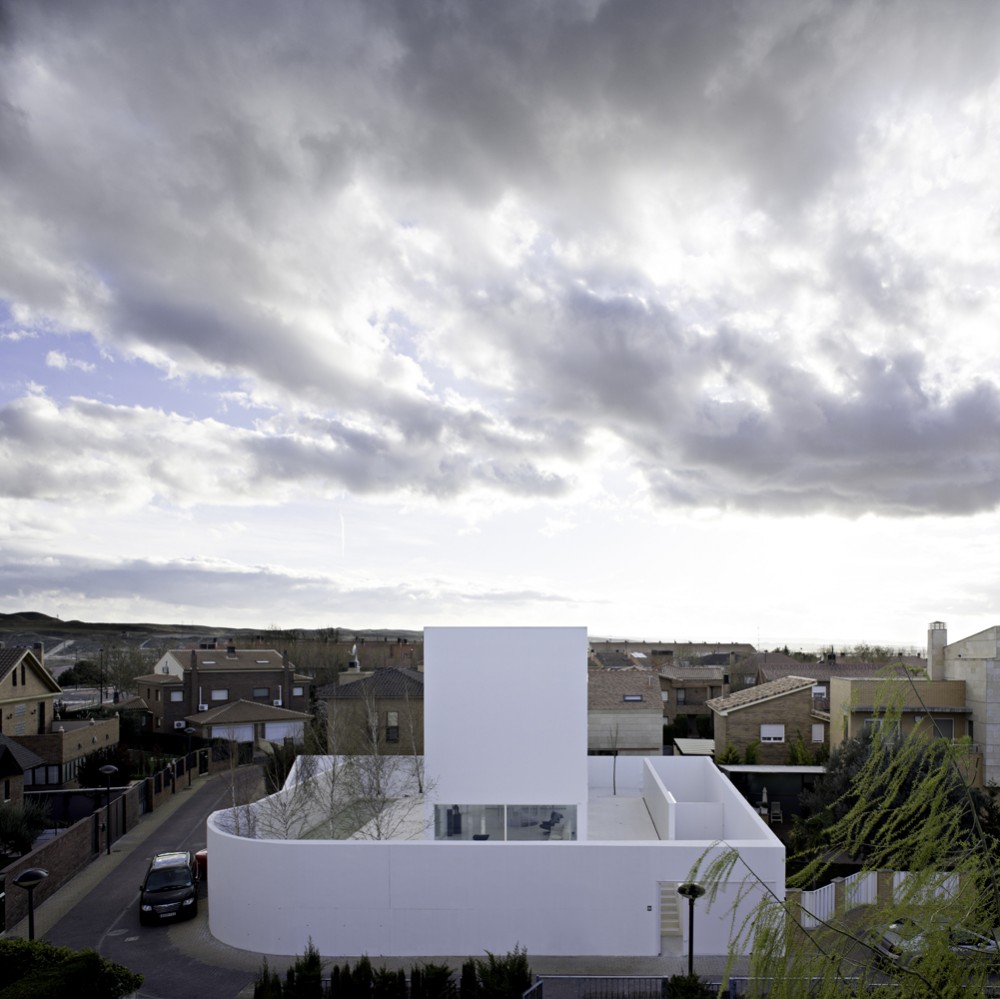 White Modern House in Spain modern design by