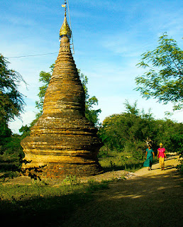 very old brick stupa 